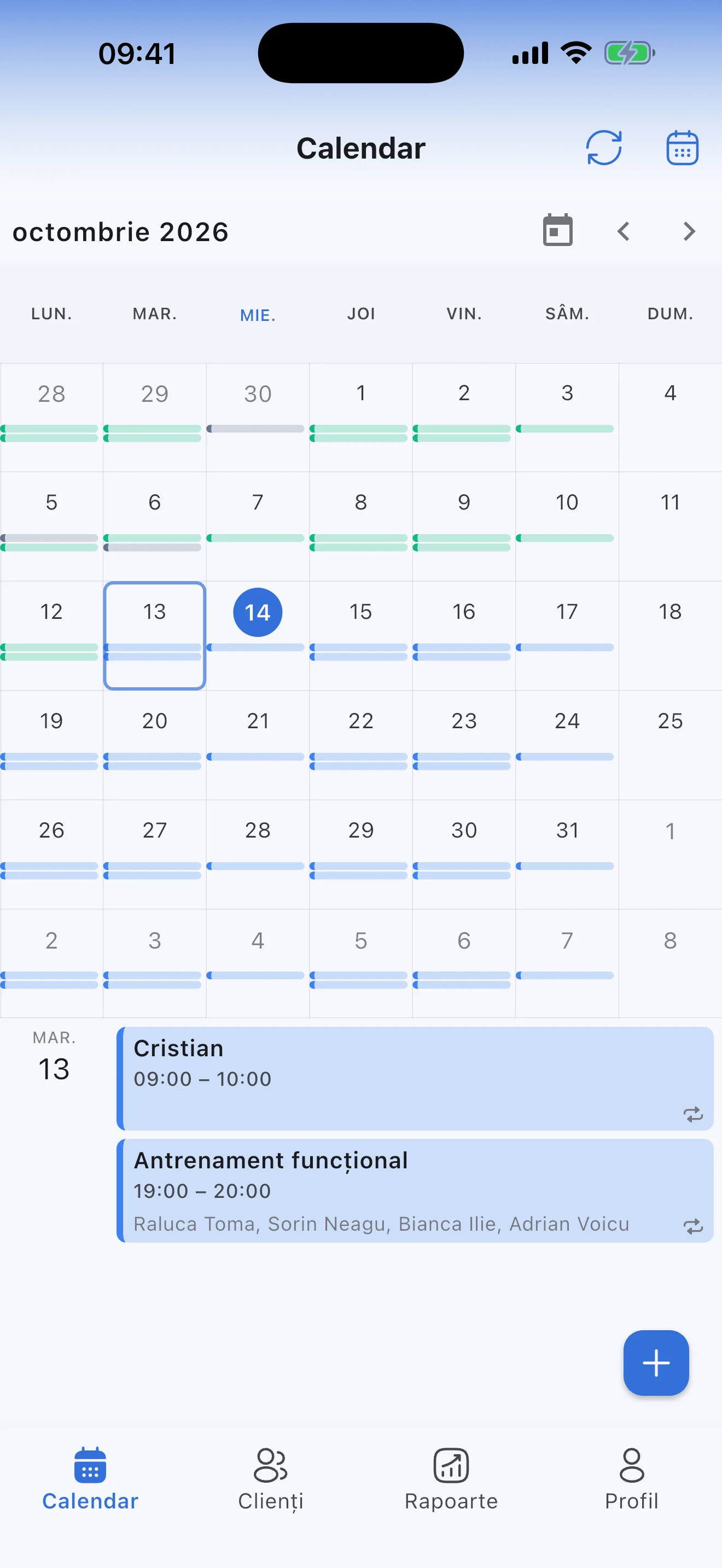 Calendarul lunar al unui antrenor în Syncoly: un antrenament personal și unul de grup în aceeași zi